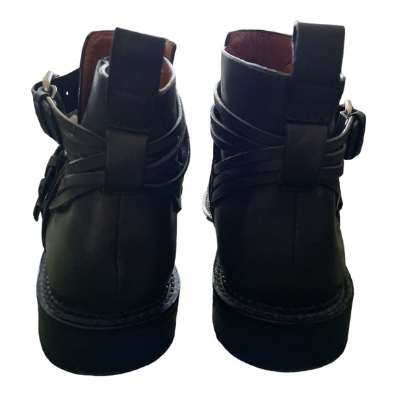 GIVENCHY Black Leather Boots - Picture 5 of 5